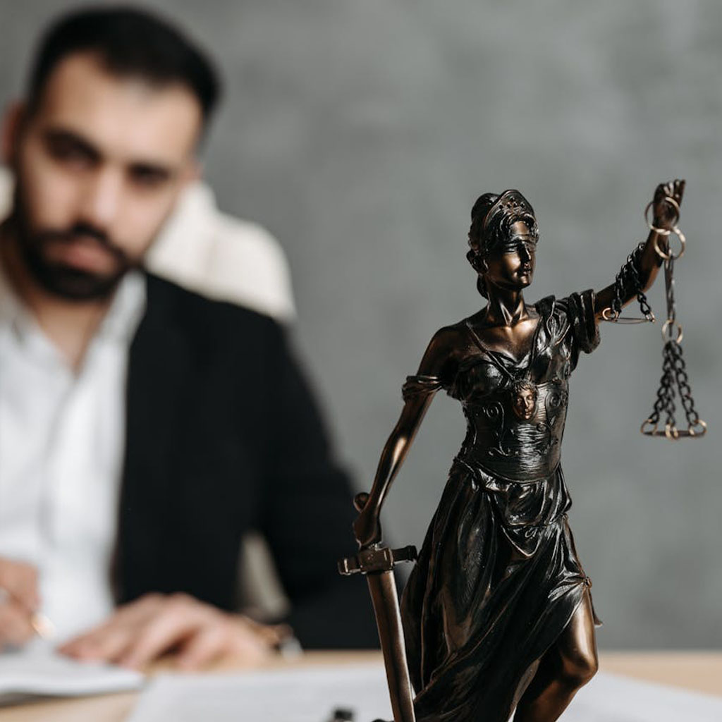 square_lawyer